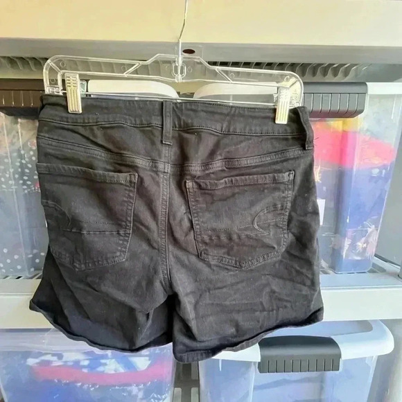 American Eagle Shorts - Size 8 - Picture 4 of 5